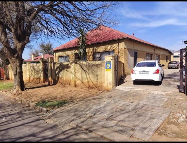 4 BEDROOM HOUSE FOR SALE IN BRAKPAN NORTH